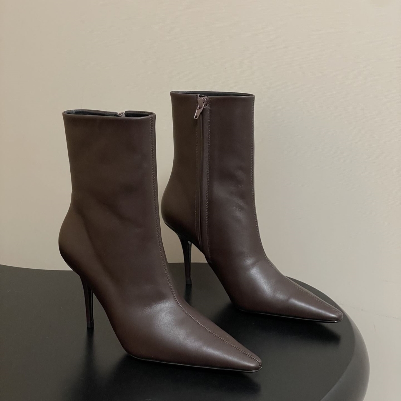 Y51 boots